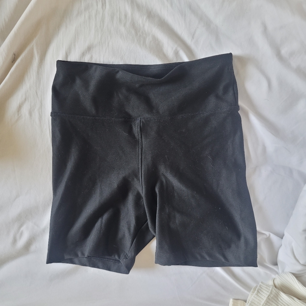 Decathlon spandex shorts